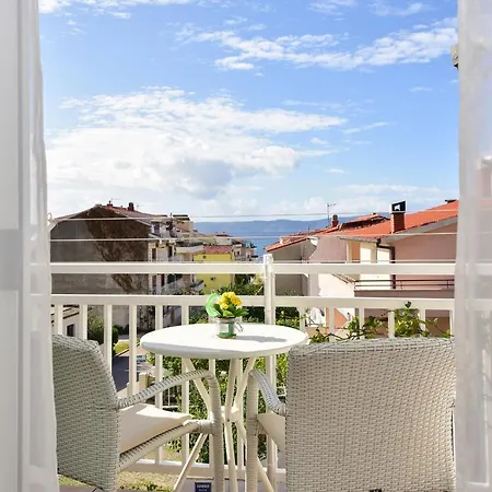 Apartmani Mira Sumic Podgora Exterior photo