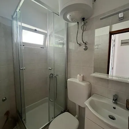 Apartmani Mira Sumic Podgora Exterior photo