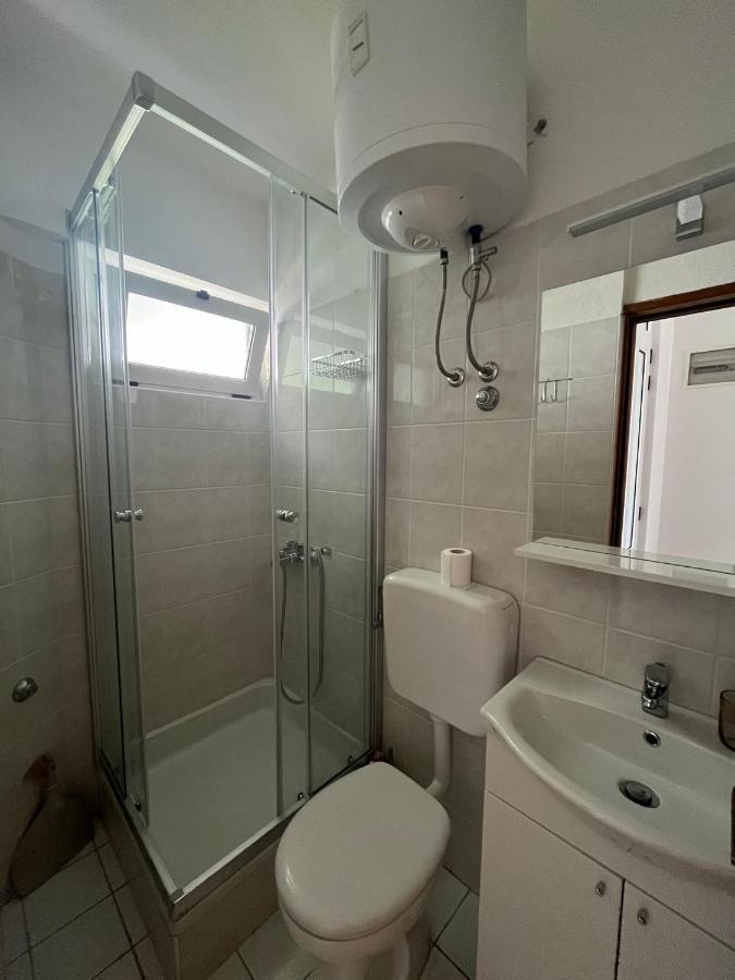 Apartment Mira Sumic